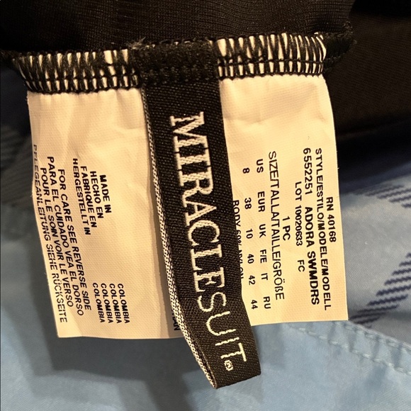 NWT Miraclesuit Twisted Sisters Adora Tummy Control underwire Swim dress size 8 - Picture 9 of 10